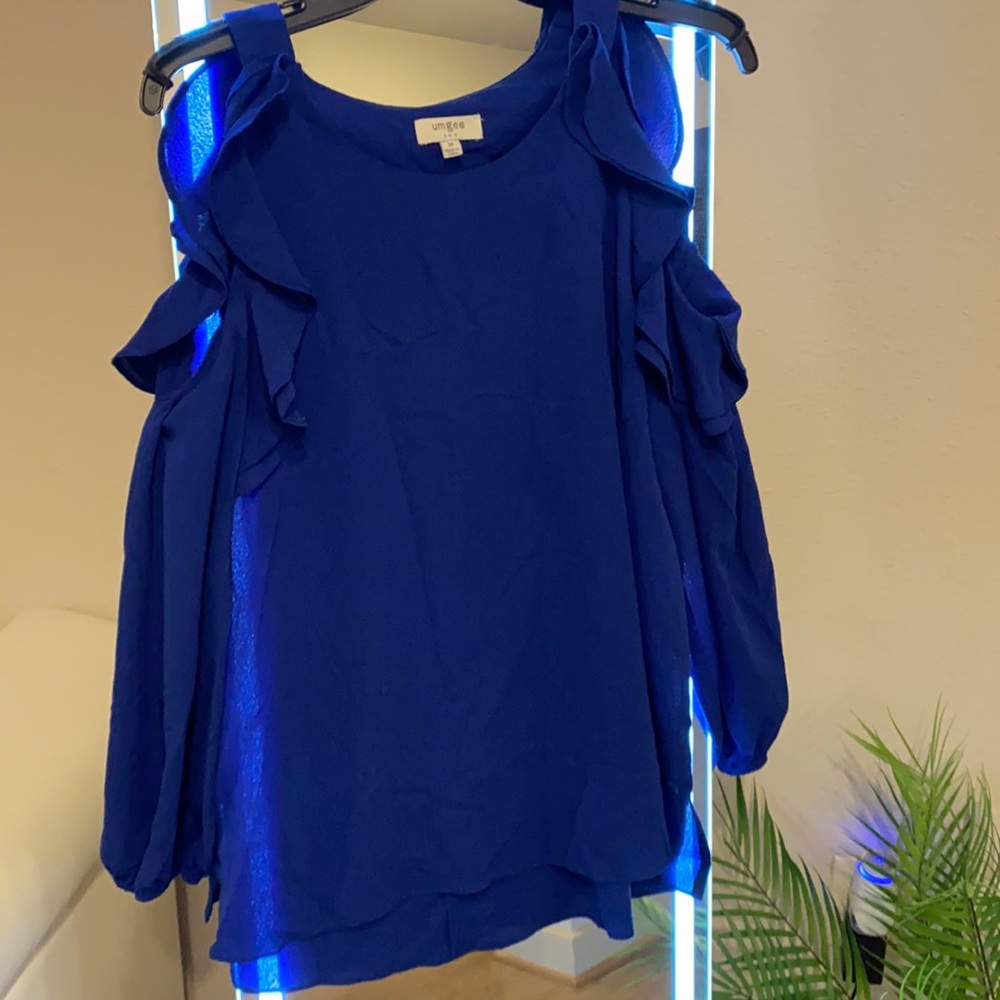 Blue blouse, M